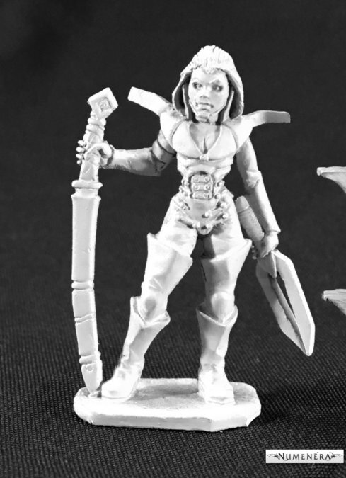 Reaper: Numenera Miniatures: Female Glaive w/ Katana - Reaper Miniatures