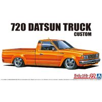 Aoshima 1/24 Datsun Truck Custom '82 Plastic Model Kit