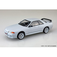 Aoshima 1/32 Snap-Kit R32 GT-R Initial-D Takeshi Nakazato's 32 Plastic Model Kit (Include Paper-Craft Diorama)