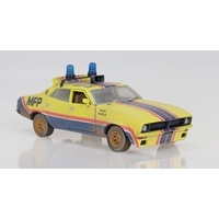 DDA 1/18 Big Bopper XB Police Pursuit Dirty Version 1974 Ford Falcon MFP 4 Door Sedan - Mad Max Movie Diecast Model Car