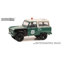 Greenlight 1/24 1967 Ford Bronco NYPD Hot Pursuit Diecast Model