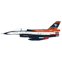 Hobby Master 1/72 X-62A VISTA 86-0048, USAF Test Pilot School, Edwards AFB (w/2 x AIM-120, 1 x AIM-9x, 1 x ACMI pod, 1 center fuel tank) Diecast Model