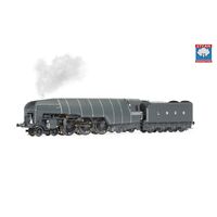 Hornby OO LNER W1 Class 4-6-4 10000 'Hush Hush' With Steam Generator - Era 3