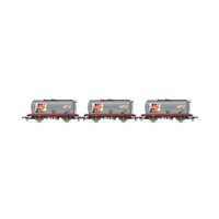 Hornby OO Total TTA Tank Wagon Triple Pack - Era 7