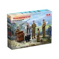 ICM 1/35 "You are important to God" Prayer Before Battle Plastic Model Kit