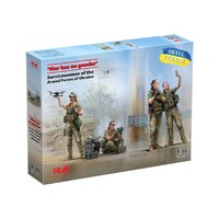 ICM 1/35 "War Has No Gender" Servicewomen of the Armed Forces of Ukraine Plastic Model Kit