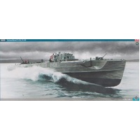Italeri 1/35 Schnellboot S-26/S-38 Plastic Model Kit