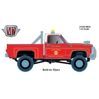 M2 Machines 1/64 1976 Chevrolet Scottsdale 4X4 Fire Truck Diecast Model