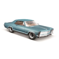 Maisto 1/24 1965 Buick Riviera