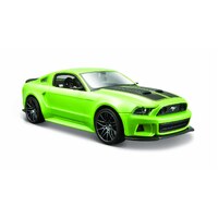 Maisto 1/24 2014 Mustang Street Racer Diecast Metal Car