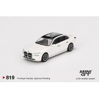 Mini GT 1/64 BMW I7 XDrive60 Mineral White Diecast Model Car