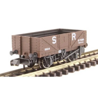 Peco N RTR 9ft 5 Plank Open Wagon, SR, Brown