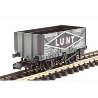 Peco N RTR 9ft 7 Plank Open Wagon "Lunt"