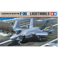 Tamiya 1/48 F-35C Lightning II Plastic Model Kit