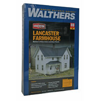 Walthers HO Lancaster Farmhouse Kit
