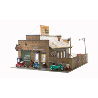 Woodland Scenics Deuce's Bike Shop - HO Scale BR5045